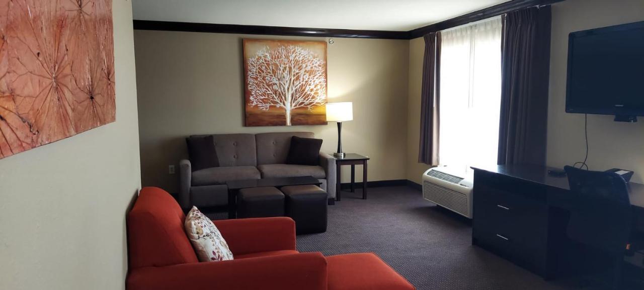 Parkwood Inn & Suites Манхатън Екстериор снимка
