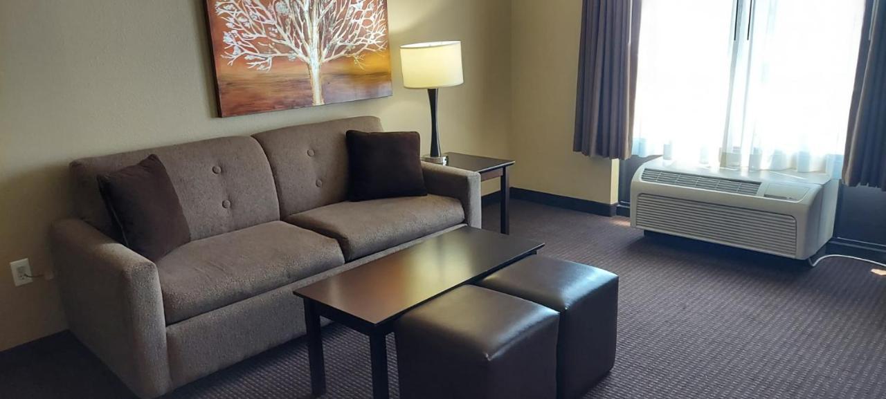 Parkwood Inn & Suites Манхатън Екстериор снимка