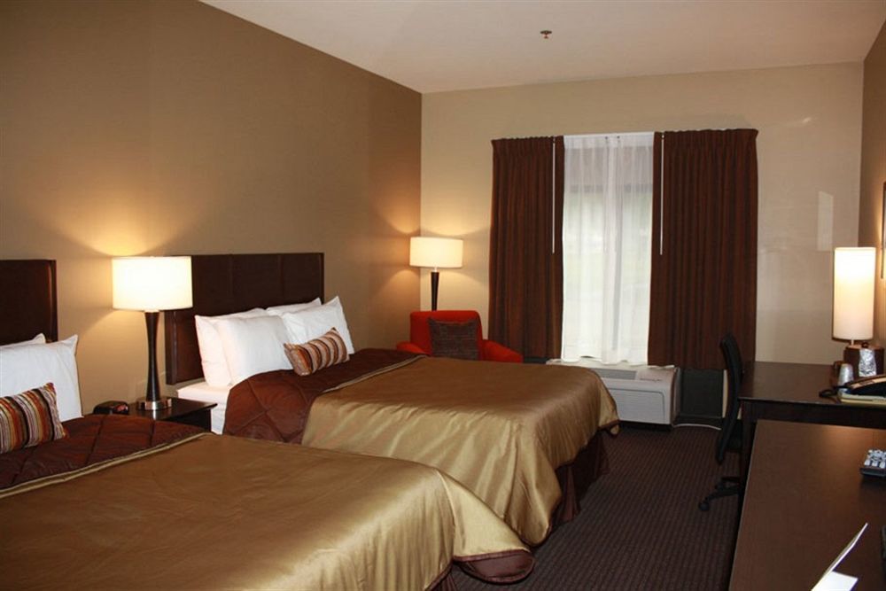 Parkwood Inn & Suites Манхатън Екстериор снимка